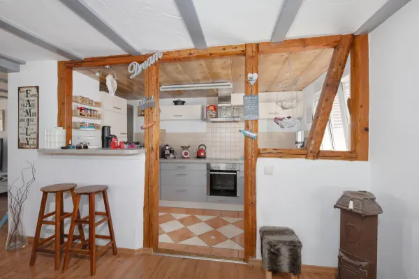 Offene Küche OGder Immobilien: Attraktives Immobilienensemble mit Potenzial – Wohnen, Vermieten, Entwickeln! (Foto)