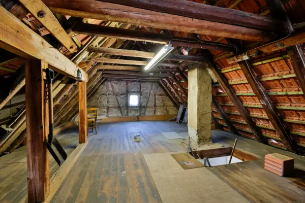 Speicher der Immobilien: Viel Platz! Wohnhaus mit Scheune und Ausbaureserve! (Foto)