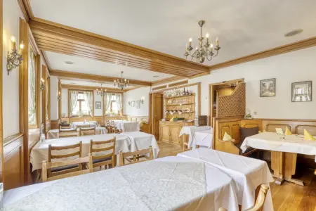 Gastraumder Immobilien: Seltene Gelegenheit: Ihr Traum vom eigenen Landhotel mit Restaurant und Eisdiele wird wahr! (Foto)
