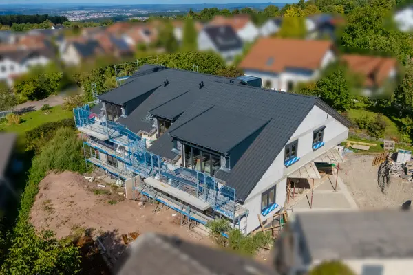 Ansicht  der Immobilie: Traumhafte, schlüsselfertige Neubau-Dachgeschosswohnung mit Balkon und flexibler Raumaufteilung (Titelbild)