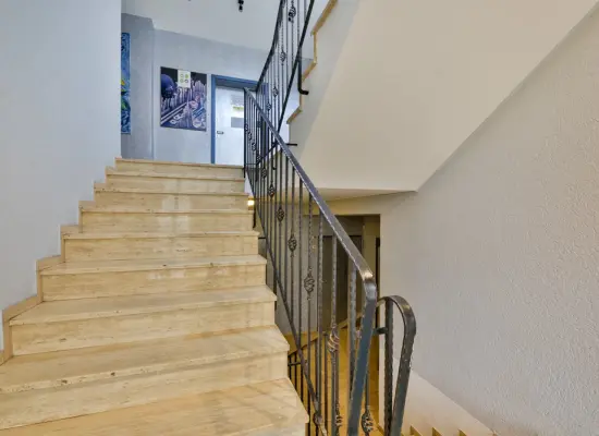 Treppenhausder Immobilien: Attraktives Gewerbeobjekt mit vielseitigen Nutzungsmöglichkeiten! (Foto)