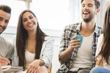 Studenten der Immobilie: Ihr Immobilienprojekt mit Weitblick: MFH plus Neubauoption (Foto_gross)