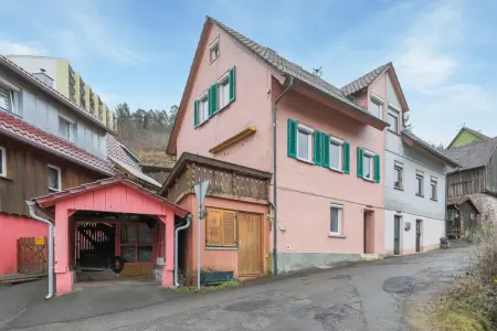 Außenansicht der Immobilie: Der Traum vom Eigenheim! (Foto)