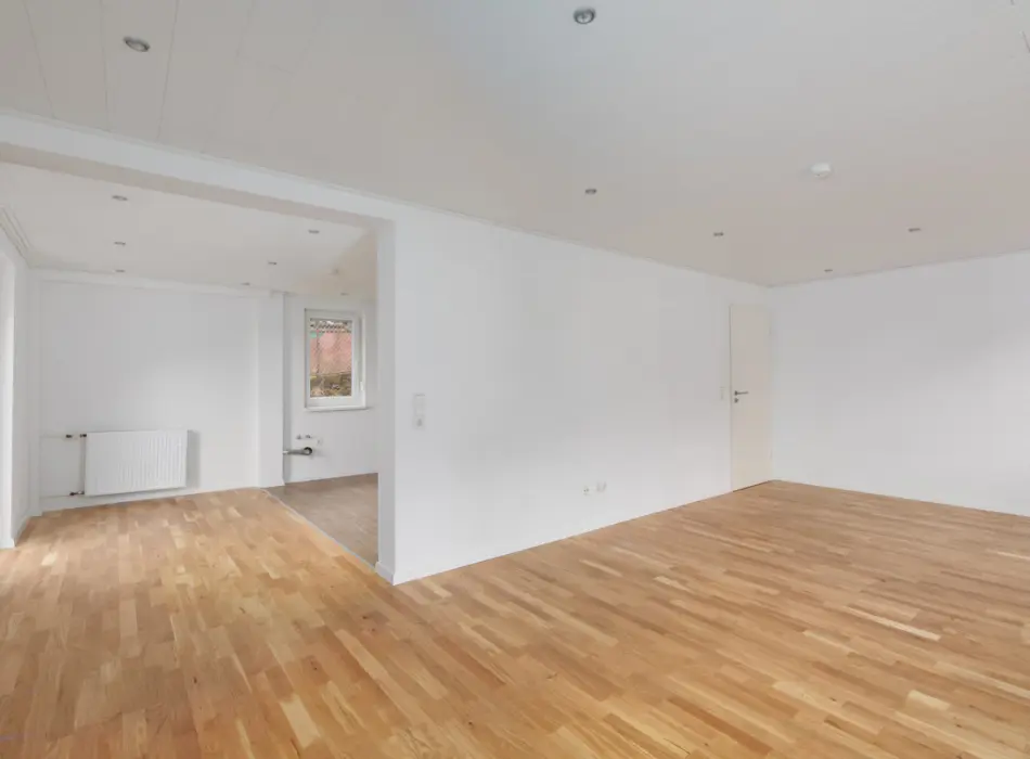 Wohnzimmer und Essbereich OG