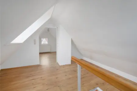 Spitzboden der Immobilie: Der Traum vom Eigenheim! (Foto)