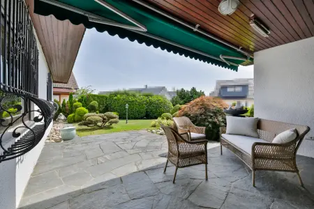 Sonnige Terrasseder Immobilien: Großzügiger Bungalow in Bestlage! (Foto)