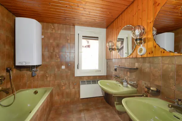 Badezimmer DG