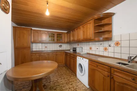 Küche EGder Immobilien: Doppelhaushälfte mit Scheune und Garten! (Foto)