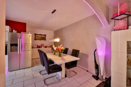 Esszimmerbereichder Immobilien: Versteckte Perle! Neuwertige und TOP-ausgestattete 4-Zimmer-Wohnung in zentrumsnaher Lage! (Foto)