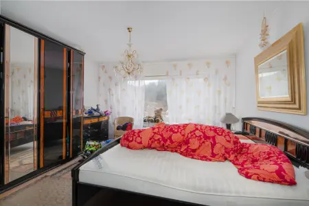 Schlafzimmer EGder Immobilien: Ihr Projekt zum Traumhaus! Wohnen und Arbeiten in Aussichtslage! (Foto)