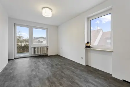 Kinderzimmer der Immobilie: Einfamilienhaus im Bauhaus-Stil mit vielen Extras!
2 Garagen inklusive! (Foto)