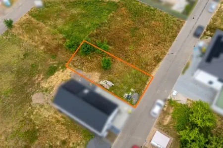 Luftansicht Flurstückmarkierungder Immobilien: Attraktives Baugrundstück im Neubaugebiet "Ob dem Obern Dorf" (Foto)