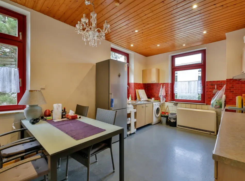Kücheder Immobilien: Wohnung mit Gewerbeeinheit in Bühl!
Eine gute Adresse für Ihr Geld! (Foto)