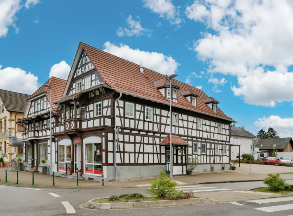 Straßenansichtder Immobilien: Happy together ! (Titelbild)
