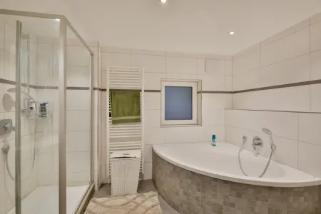Badezimmerder Immobilien: Happy together ! (Foto)