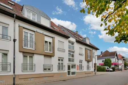 Aussenansicht der Immobilie: Eigene Wohnung zum kleinen Preis (Foto)