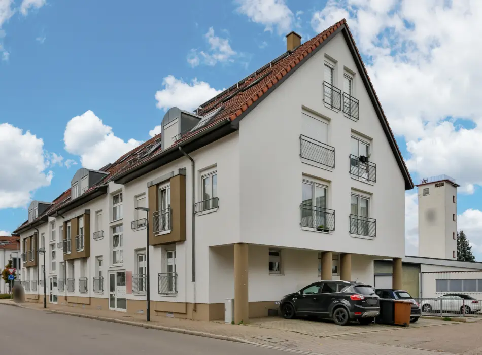 Aussenansichtder Immobilien: Eigene Wohnung zum kleinen Preis (Titelbild)