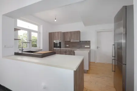 Offene Kücheder Immobilien: Charmanter Altbau trifft smartes Investment – Beiertheim wartet auf Sie! (Foto)