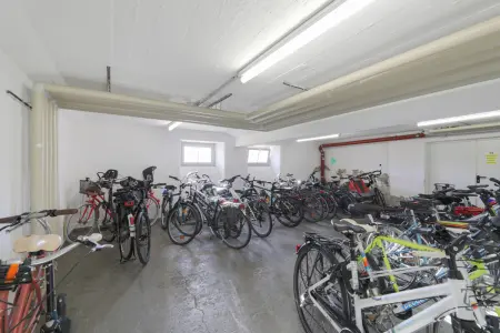 Fahrradkellerder Immobilien: Schöne 2-Zimmer-Wohnung am Schlosspark (Foto)