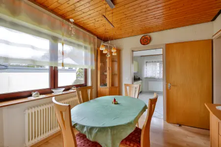 Esszimmer EGder Immobilien: Traumhafte Ortsrandlage in Lienzingen (Foto)