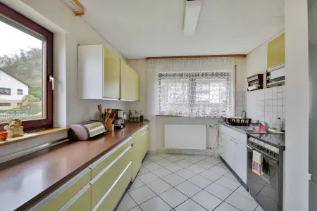 Küche EGder Immobilien: Traumhafte Ortsrandlage in Lienzingen (Foto)