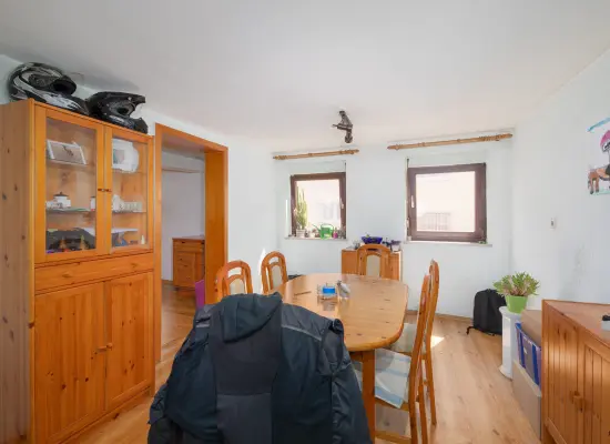 Esszimmer EG der Immobilie: Ein Haus mit Geschichte – charmante Doppelhaushälfte im Herzen von Wiernsheim! (Foto)