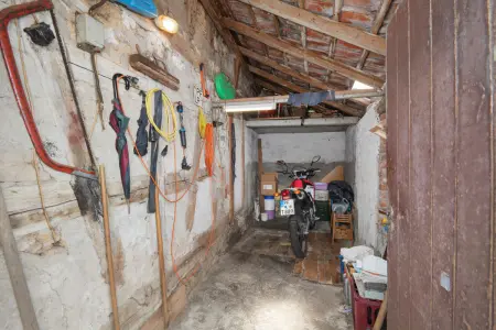 Lagerraum EG außender Immobilien: Ein Haus mit Geschichte – charmante Doppelhaushälfte im Herzen von Wiernsheim! (Foto)