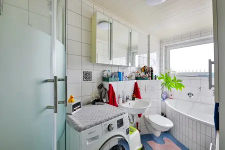 Badezimmerder Immobilien: Das Leben genießen! Große ETW in Remchingen-Nöttingen (Foto)