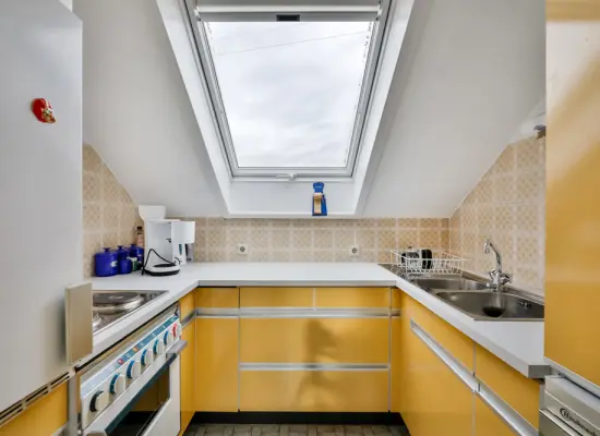 Küche der Immobilie: Dachgeschoss-Wohnung in ruhiger Lage (Foto)