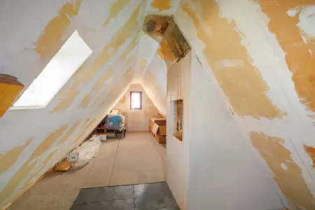 Dachspitzder Immobilien: Handwerker und Bastler aufgepasst! Großes Wohnhaus mit viel Potential und verschiedenen Nutzungsmöglichkeiten (Foto)