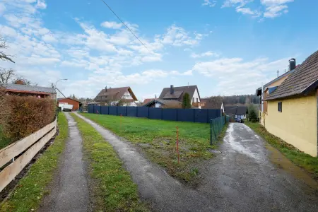 Straßenansicht der Immobilie: Seien Sie Ihr eigener Bauherr! (Foto)