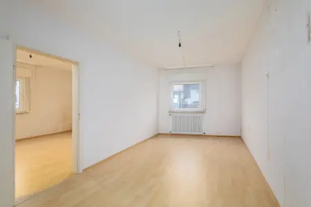 Zimmer EGder Immobilien: Genug Platz für die ganze Familie - Einfamilienhaus in Eggenstein mit tollem Grundstück (Foto)