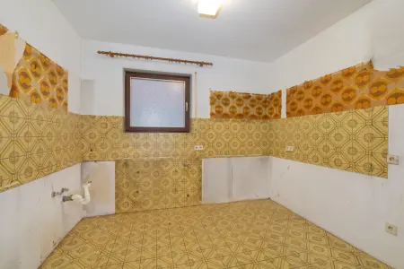 Küche EGder Immobilien: Genug Platz für die ganze Familie - Einfamilienhaus in Eggenstein mit tollem Grundstück (Foto)