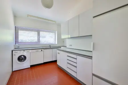 Küche der Immobilie: Architektur trifft Natur – außergewöhnliches Zuhause in idyllischer Ortsrandlage mit Schlossblick! (Foto)