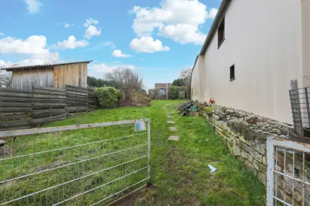 Gartenzugangder Immobilien: Platz für Natur, Ruhe und Gestaltung - Historisches Haus mit viel Potenzial! (Foto)