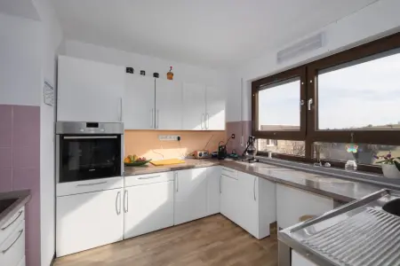 Küche EGder Immobilien: Flachdachbungalow in bester Lage! (Foto)