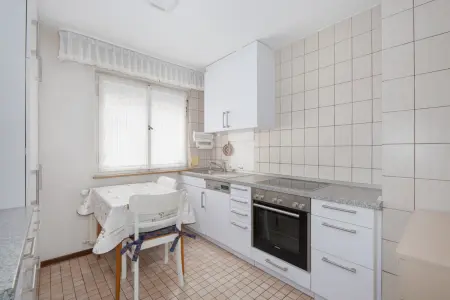 Küche EGder Immobilien: Ein Zuhause für Herz und Familie – mit Garten, Charme und viel Platz zum Leben! (Foto)