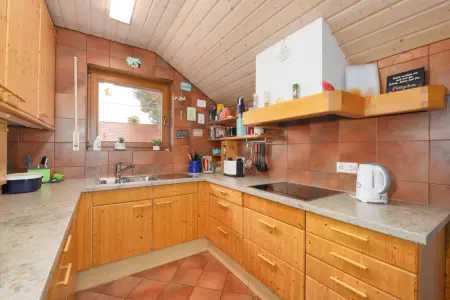 Kücheder Immobilien: Ruhe und Aussicht garantiert!
Stilvolle 3,5-Zimmer-DG-Wohnung mit Kamin und Garage! (Foto)