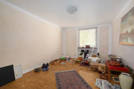 Schlafzimmer der Immobilie: Ihre Kapitalanlage in gefragter Lage!
4-Zimmerwohnung mit Tiefgaragenstellplatz-Ideal für Studenten! (Foto)