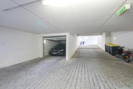 Garageder Immobilien: Top-Lage! Sonnige 3-Zimmer-ETW mit tollem Balkon und Garage auf Erbbaugrundstück! (Foto)
