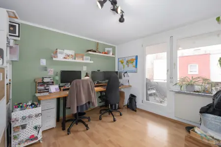 Arbeitszimmerder Immobilien: Top-Lage! Sonnige 3-Zimmer-ETW mit tollem Balkon und Garage auf Erbbaugrundstück! (Foto)