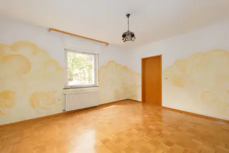 Zimmer EGder Immobilien: Stilvolle Villa in bester Lage (Foto)