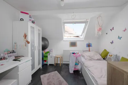Zimmer OGder Immobilien: Historischer Charme mit modernem Komfort. (Foto)