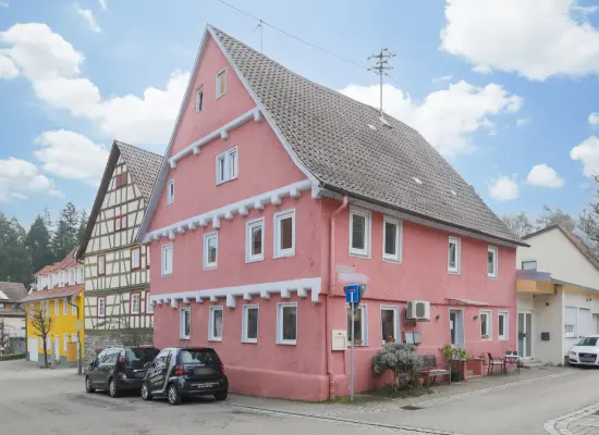 Straßenansicht