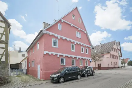 Straßenansicht