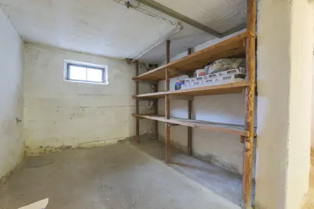 Kellerraum UGder Immobilien: Solides Haus mit zwei Wohneinheiten und Ausbaureserven (Foto)