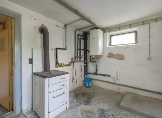 Kellerraum UGder Immobilien: Solides Haus mit zwei Wohneinheiten und Ausbaureserven (Foto)