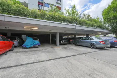 Stellplatz der Immobilie: Investieren mit Perspektive – Lichtdurchflutete 1-Zimmer-Perle (Foto)