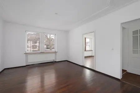 Wohnzimmer EGder Immobilien: Liebevoll renoviertes 2-Familienhaus im Herzen von Birkenfeld - ruhig und zentral! (Foto)