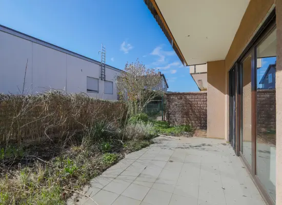 Terrasseder Immobilien: Ebenerdige 3,5-Zimmer-ETW mit Terrasse und großem Gartenanteil! (Foto)